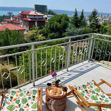 Stella - Private House With Parking Spot, Pool And Sea View Вилла Варна
