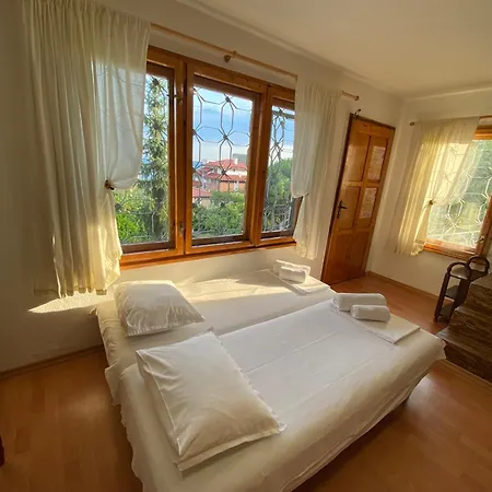 Stella - Private House With Parking Spot, Pool And Sea View וארנה
