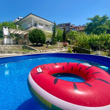 Stella - Private House With Parking Spot, Pool And Sea View * וארנה
