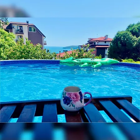 Stella - Private House With Parking Spot, Pool And Sea View * Warna